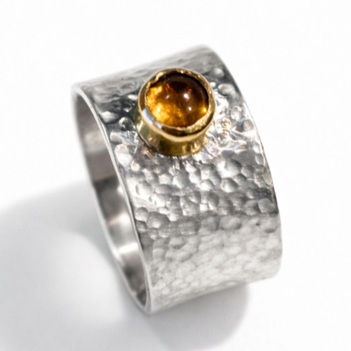 Breiter Damenring aus Silber mit goldgefasstem Citrin